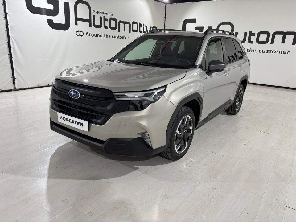 SUBARU Forester (2.0i Hybrid Field) en Burgos
