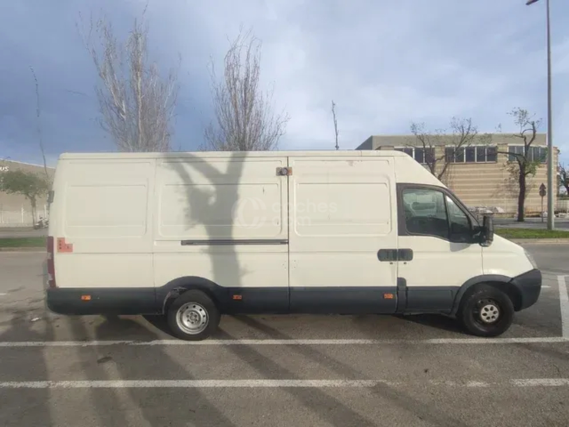 Foto del IVECO Daily Fg. 35S12V Transversal 3950RS 15.6