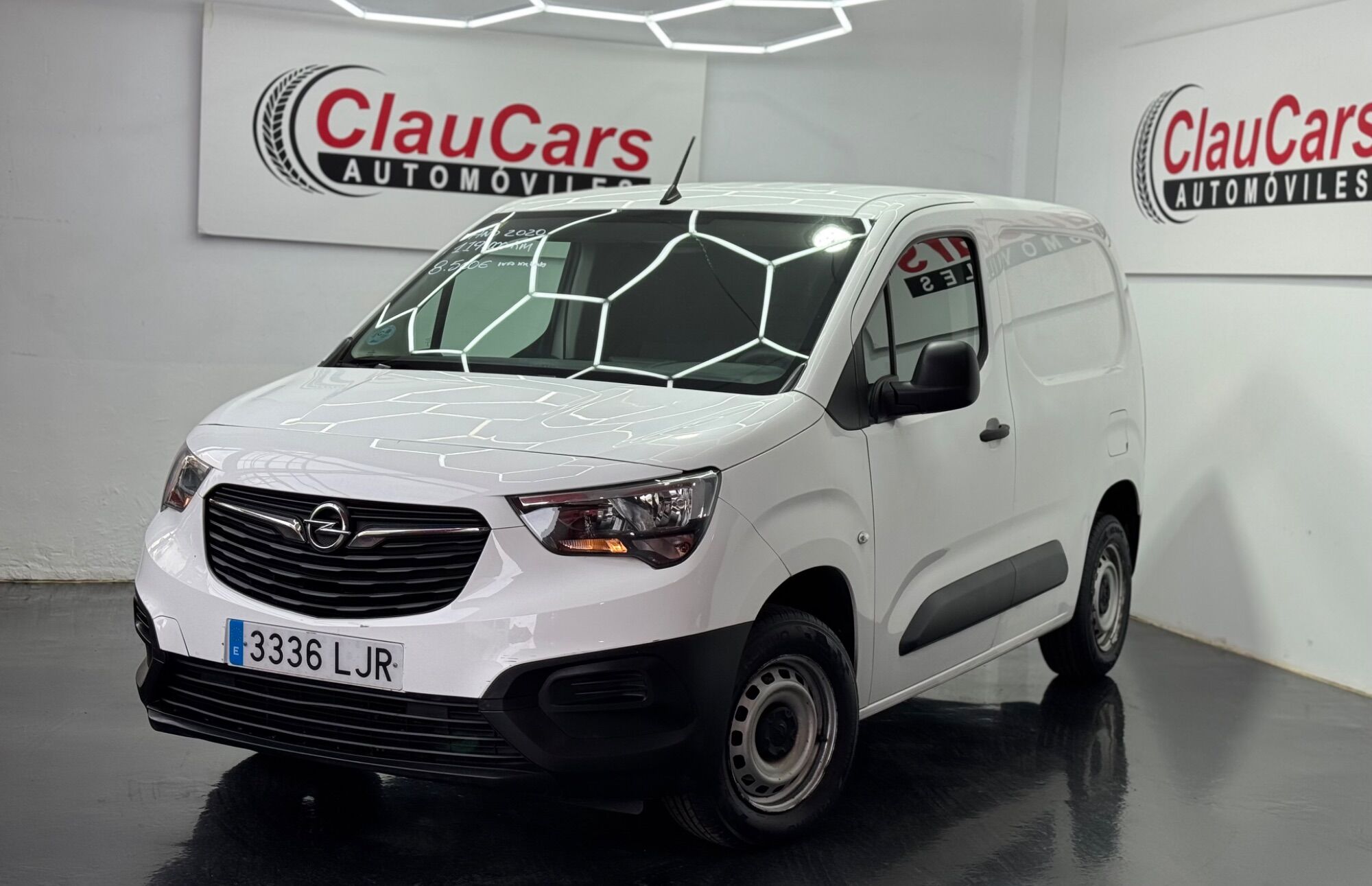 OPEL Combo (Cargo 1.5TD L 650 Express 75) en Madrid