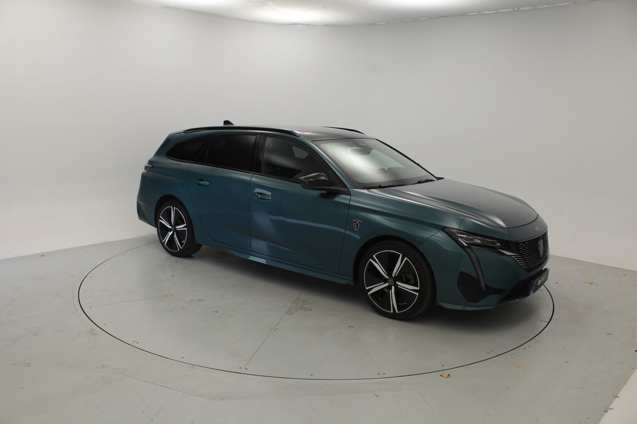PEUGEOT 308 (SW GT BlueHDi 130 S&S EAT8) en Barcelona