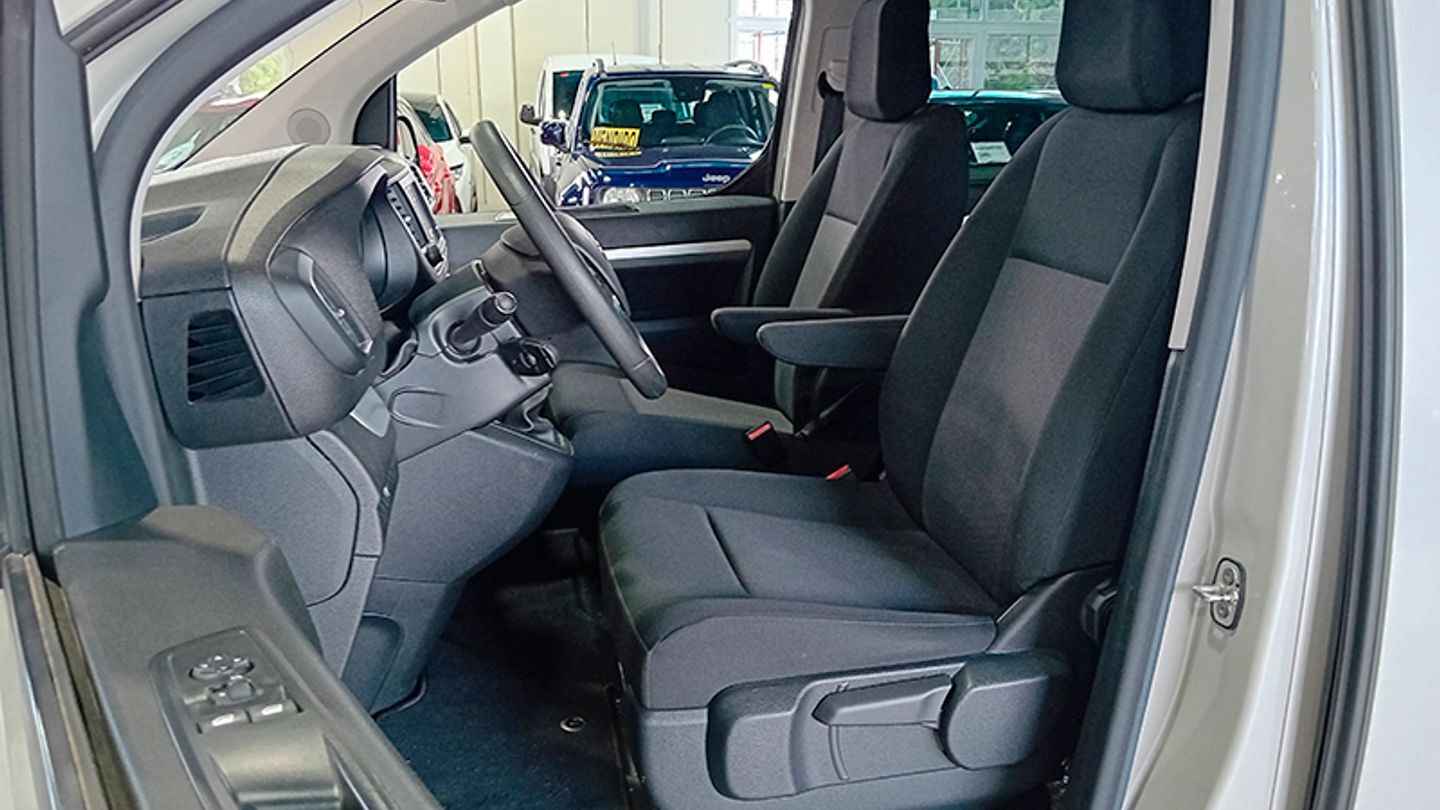Foto del TOYOTA Proace Verso Proace Family L2 2.0D 8pl. Advance Aut. 150