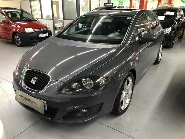 SEAT León (1.4 TSI Sport 92 kW (125 CV)) en Barcelona