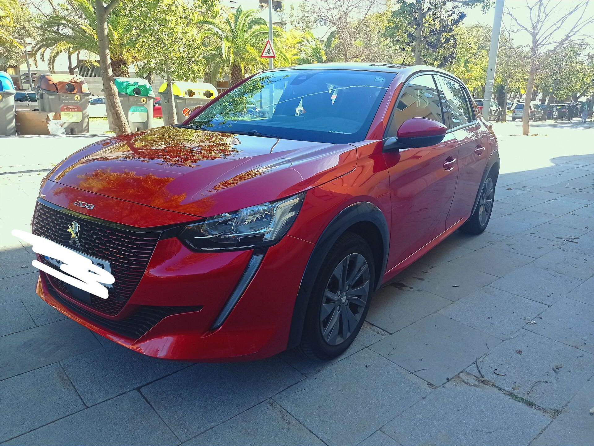 Imagen 1 de PEUGEOT 208