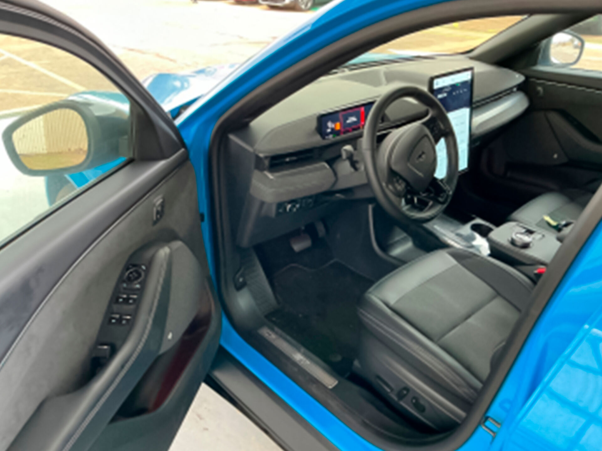 Imagen 3 de FORD Mustang Mach-E