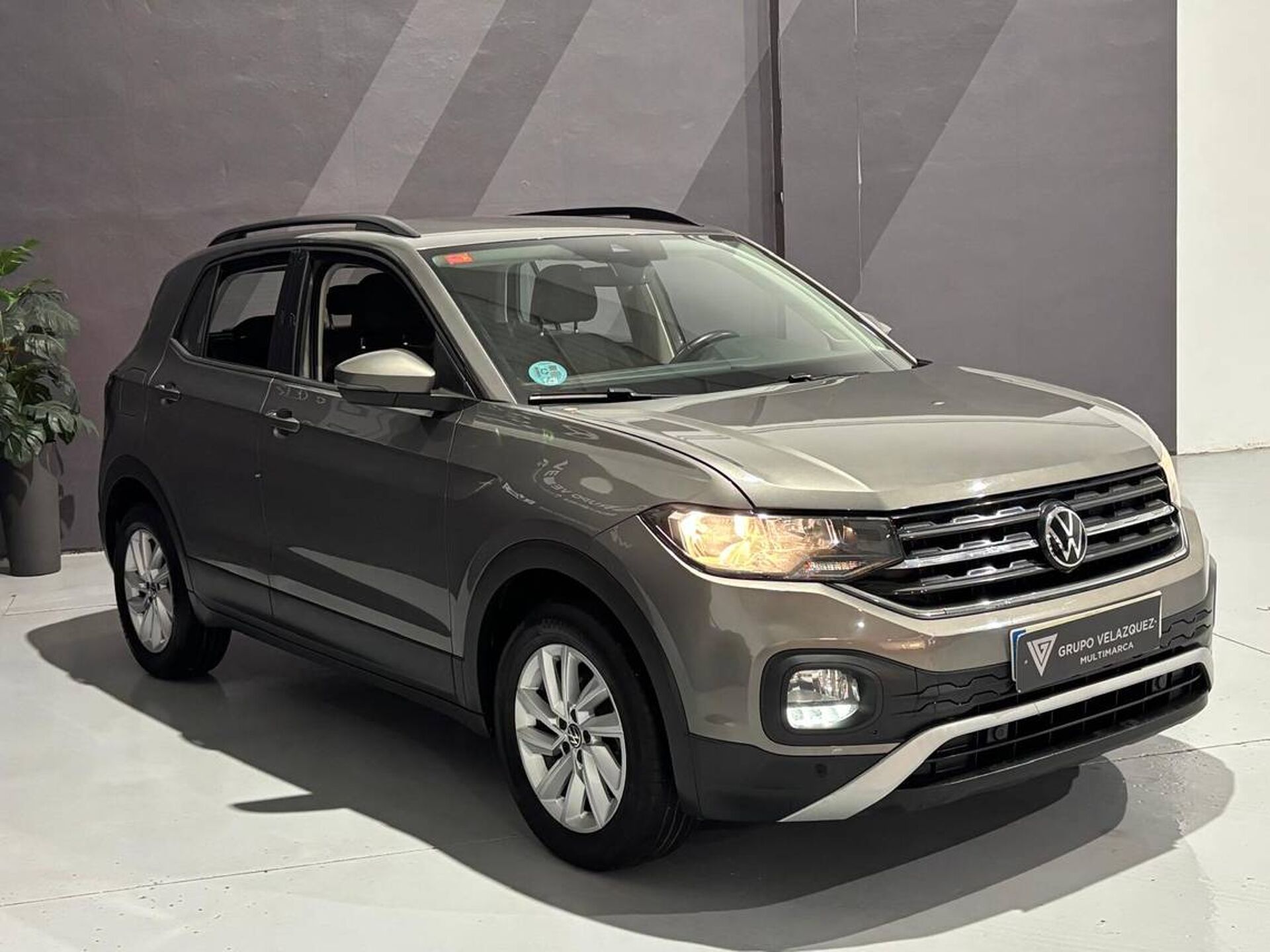 Imagen 1 de VOLKSWAGEN T-Cross