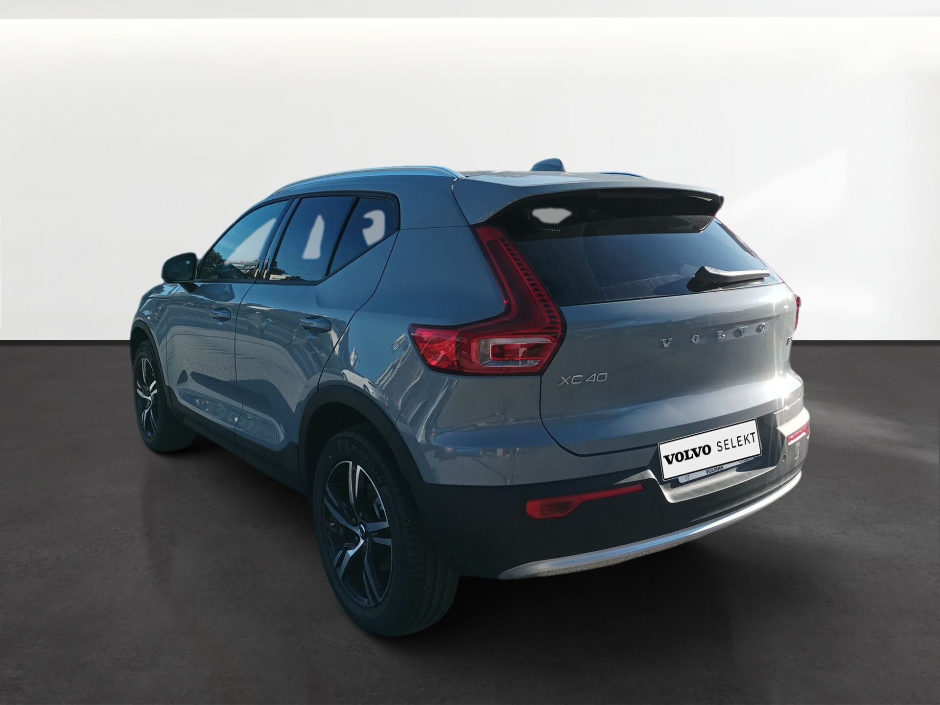 Imagen 2 de VOLVO XC40