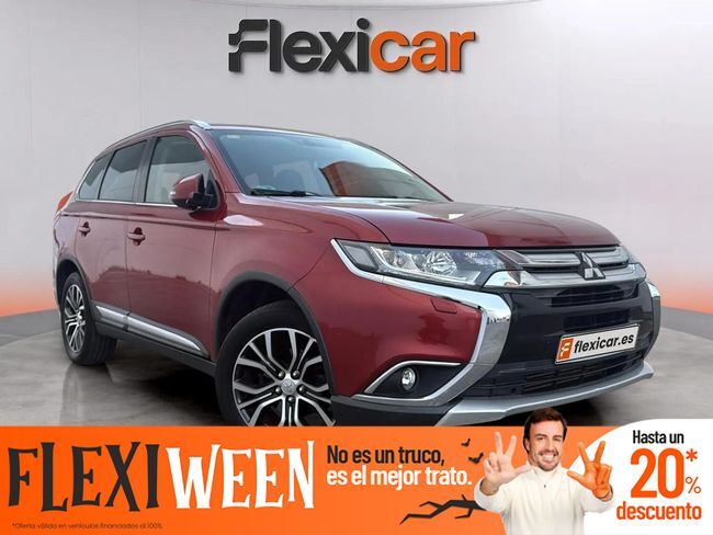 MITSUBISHI Outlander (220 DI-D Motion 4WD) en Barcelona