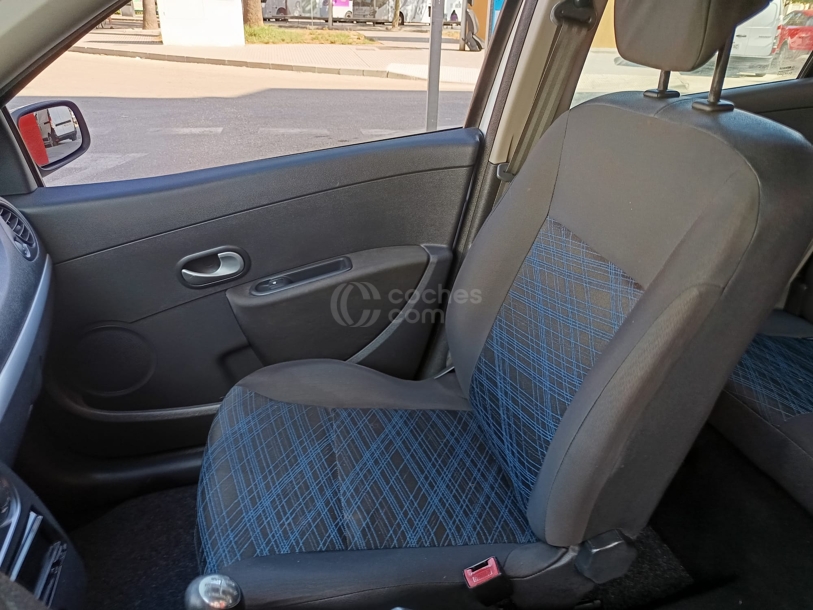 Foto del RENAULT Clio 1.2 Authentique