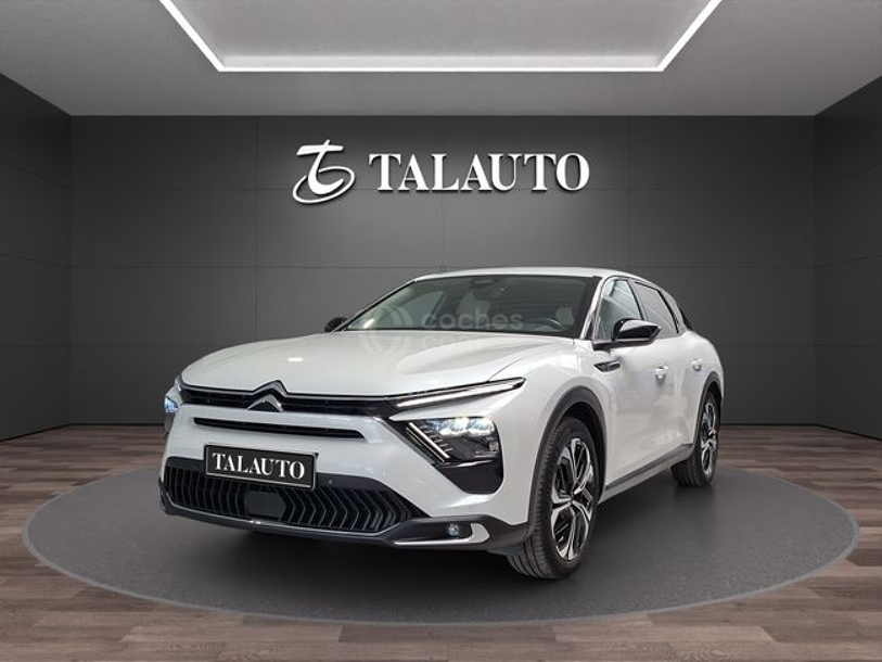 Foto del CITROEN C5 X Hybrid Shine EAT8 225