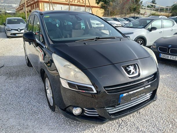 Foto del PEUGEOT 5008 1.6HDI Family CMP 112