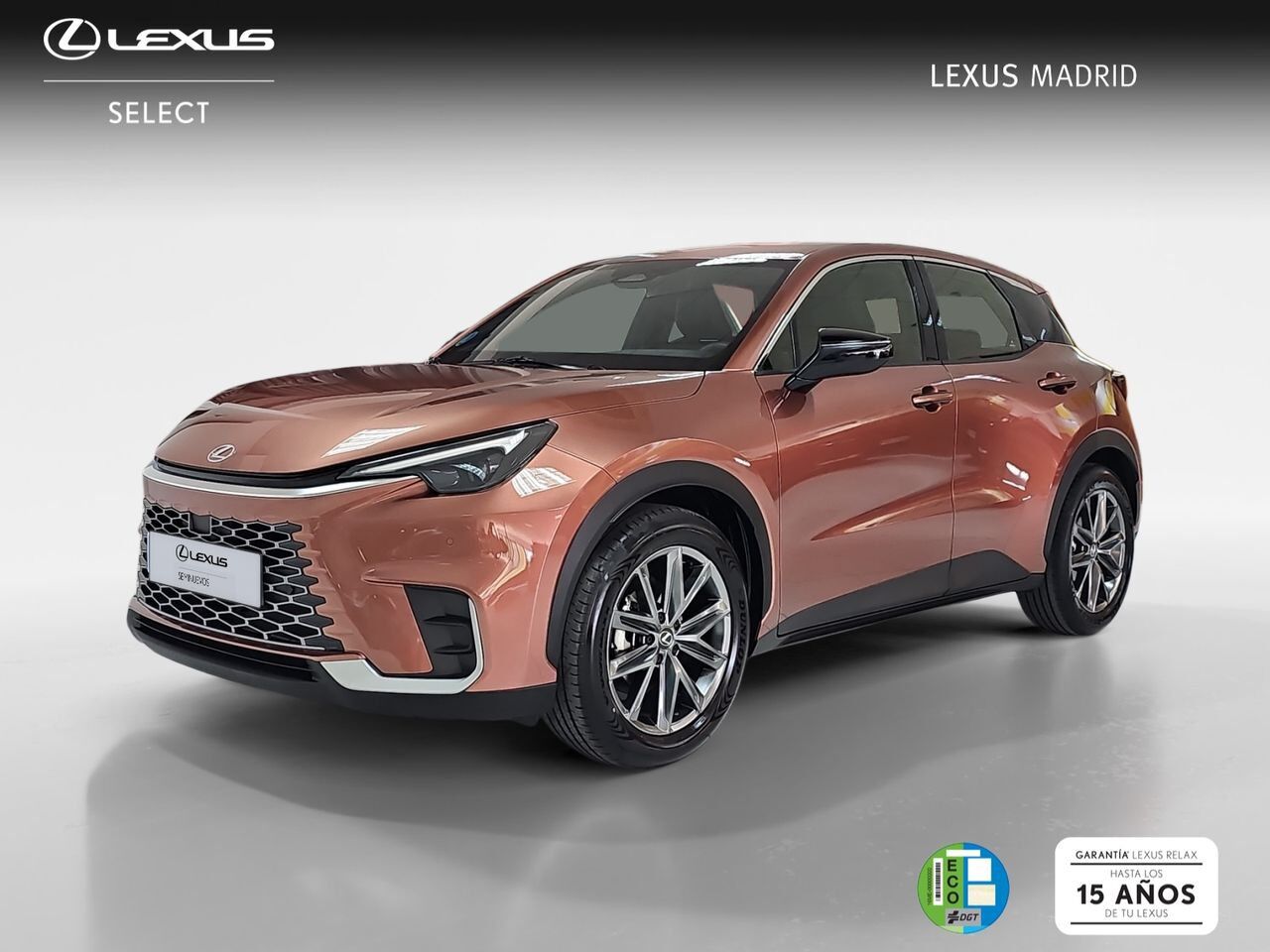 LEXUS LBX (1.5 136cv HEV Elegant+ Black) en Madrid