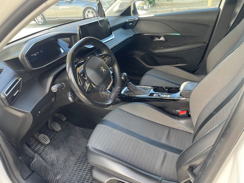 Foto del PEUGEOT 208 1.2 Puretech S&S GT Line 100