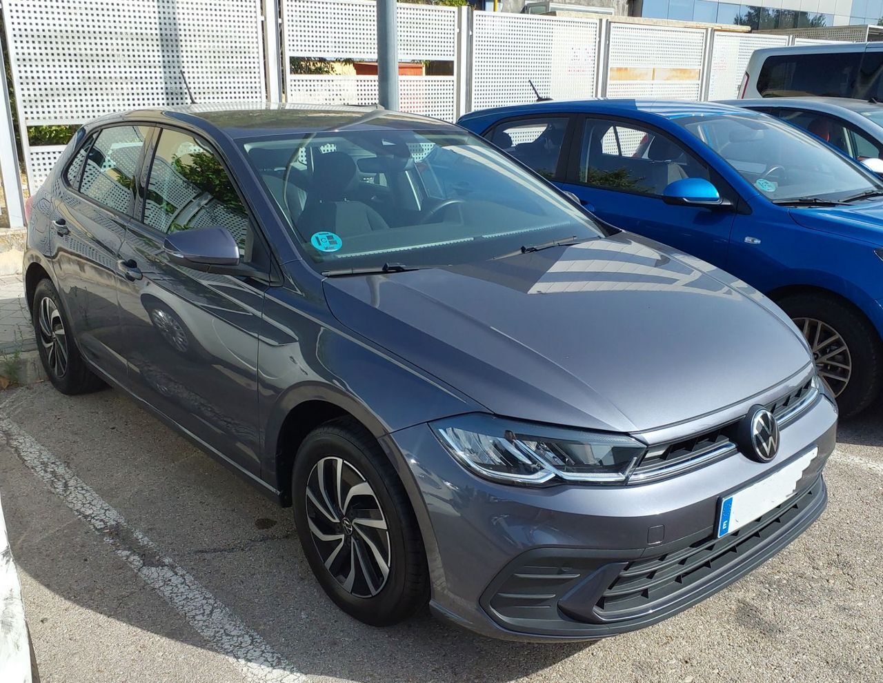 VOLKSWAGEN Polo (Life 1.0 TSI 70kW (95CV)) en Madrid