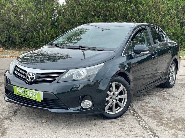 TOYOTA Avensis (1.8 Advance 108 kW (147 CV)) en Barcelona