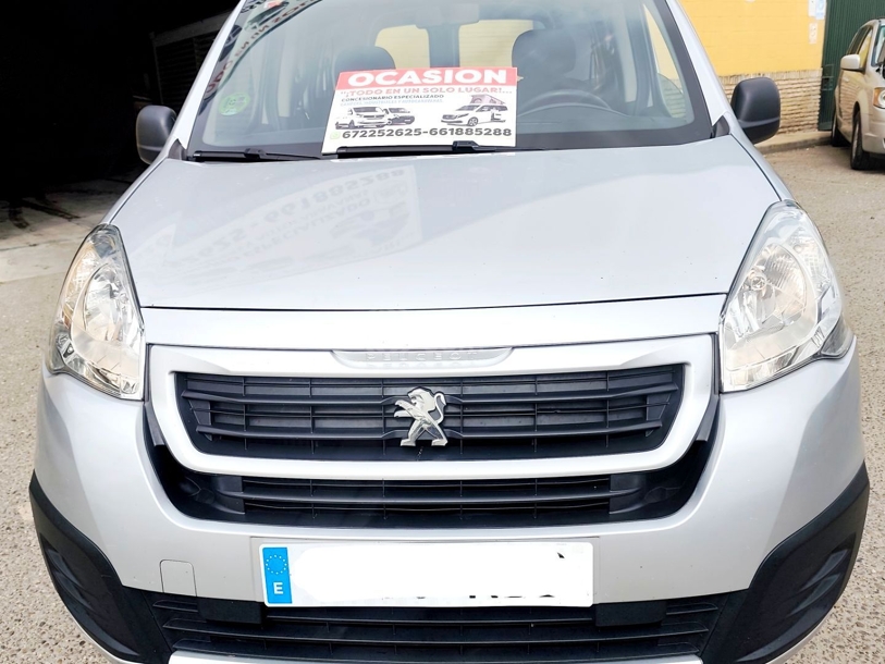 Foto del PEUGEOT Partner P. Tepee 1.6BlueHDI Adventure Ed. ETG6 100