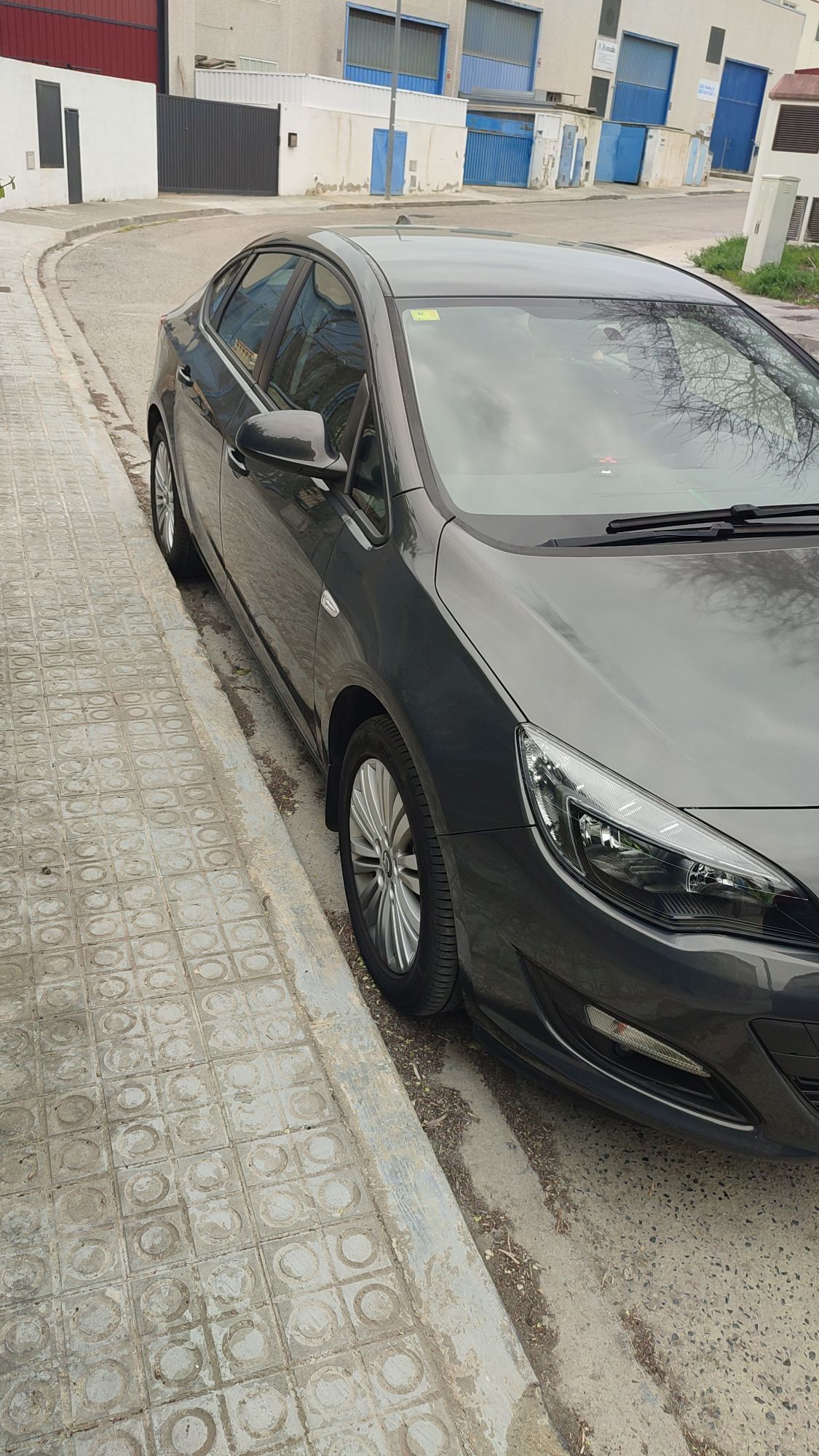 Foto del OPEL Astra 1.6CDTi Excellence 110