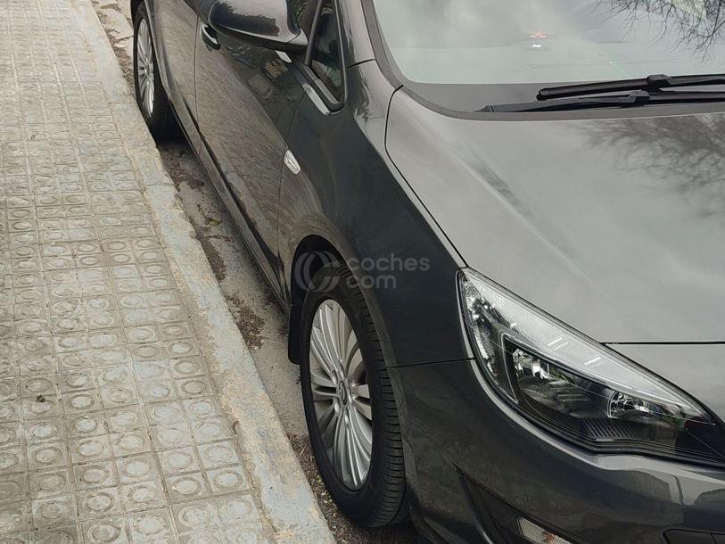 Foto del OPEL Astra 1.6CDTi Excellence 110