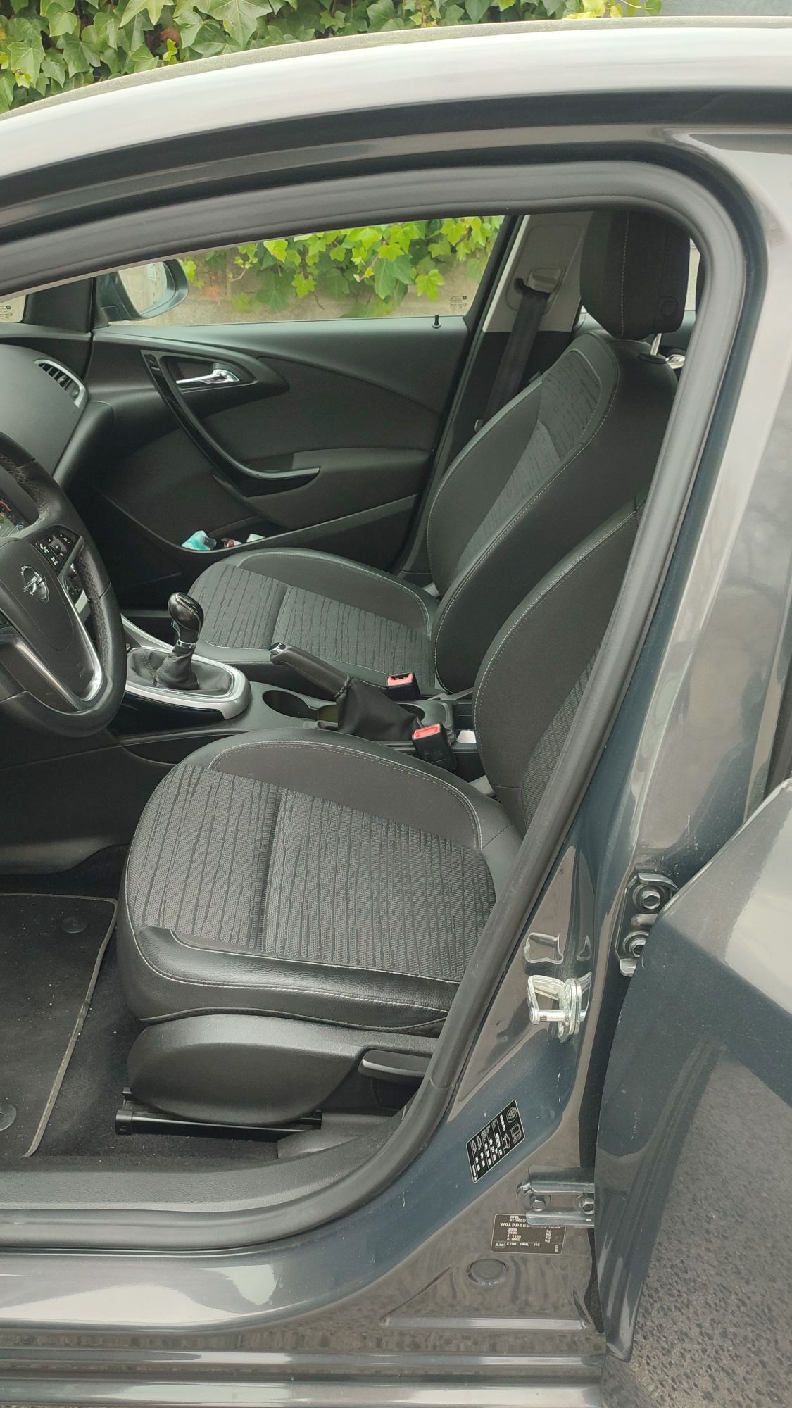 Foto del OPEL Astra 1.6CDTi Excellence 110