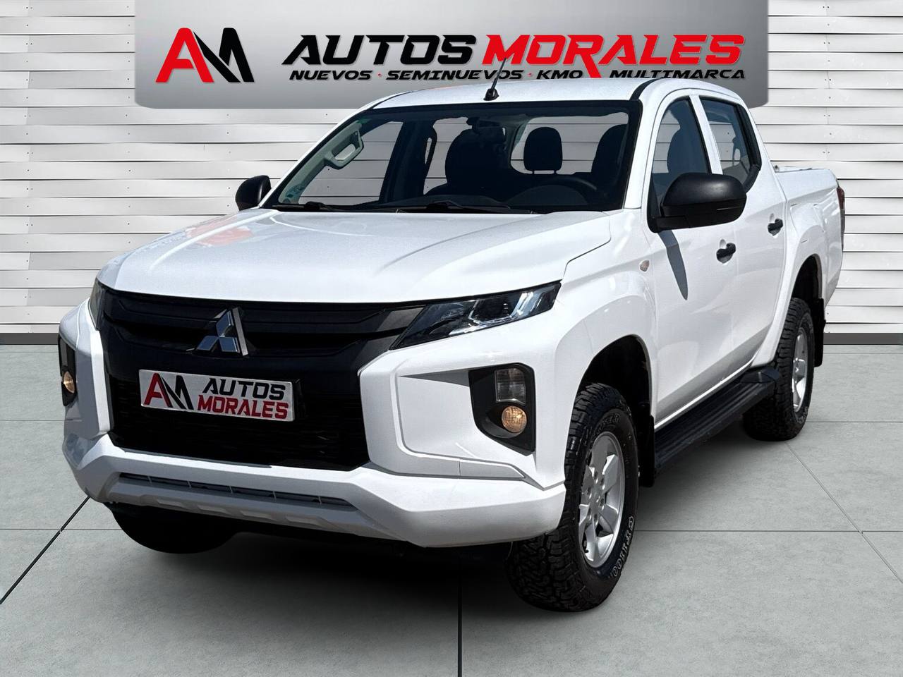 Foto del MITSUBISHI L200 2.2DI-D Doble Cabina M-PRO