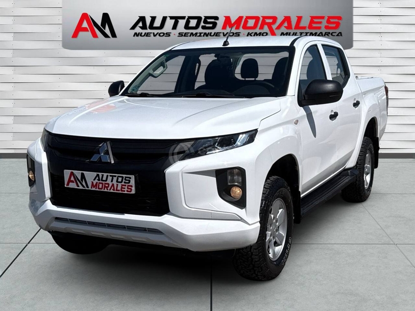 Foto del MITSUBISHI L200 2.2DI-D Doble Cabina M-PRO
