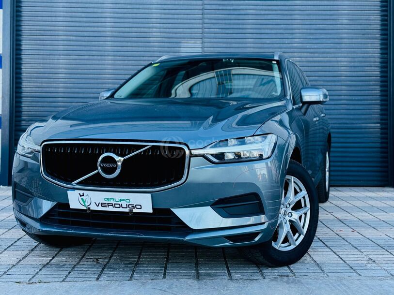 Foto del VOLVO XC60 D4 Momentum AWD Aut.