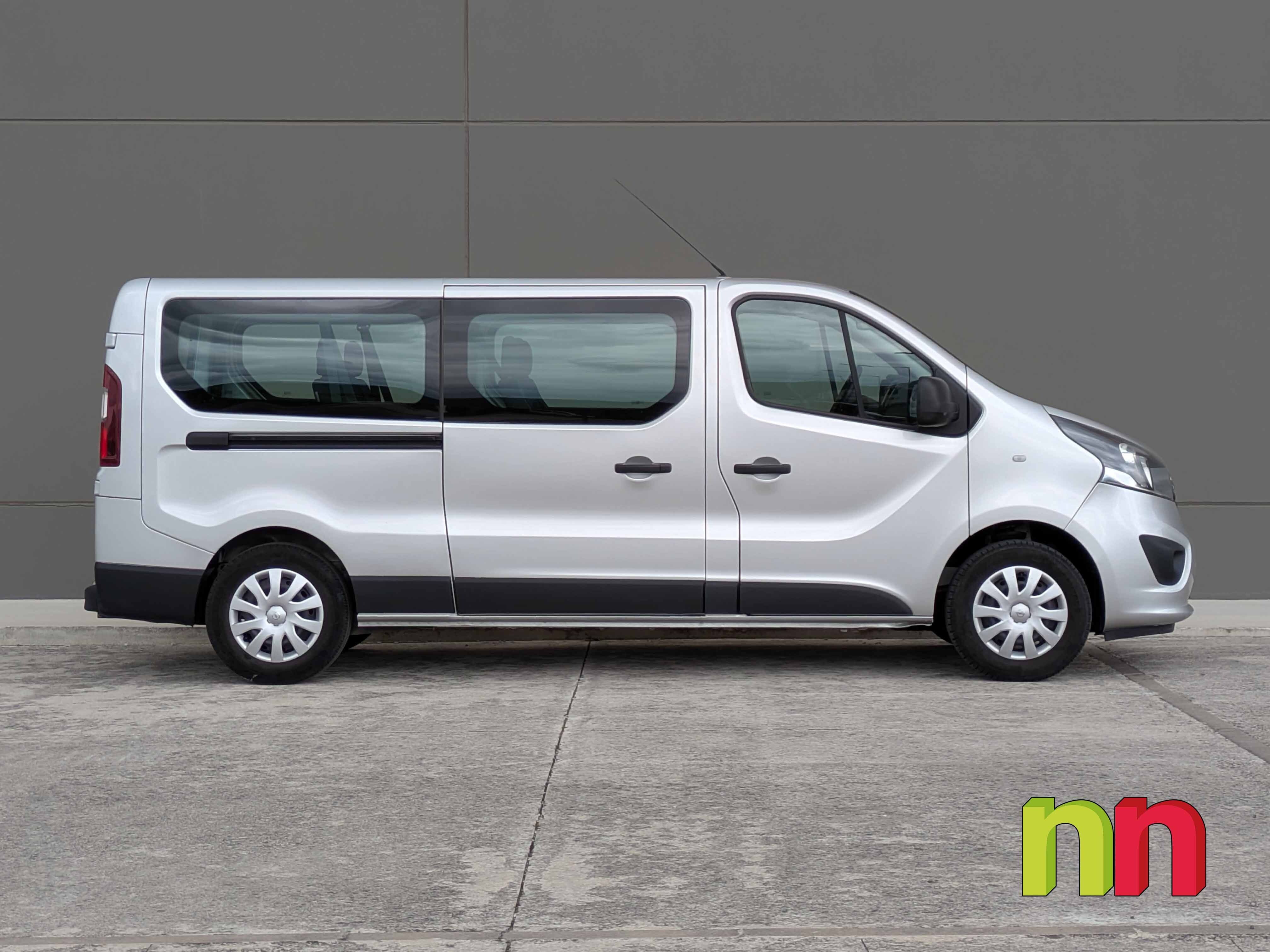 Foto del OPEL Vivaro Tourer 9 1.6CDTi Biturbo S-S 27 L2 145