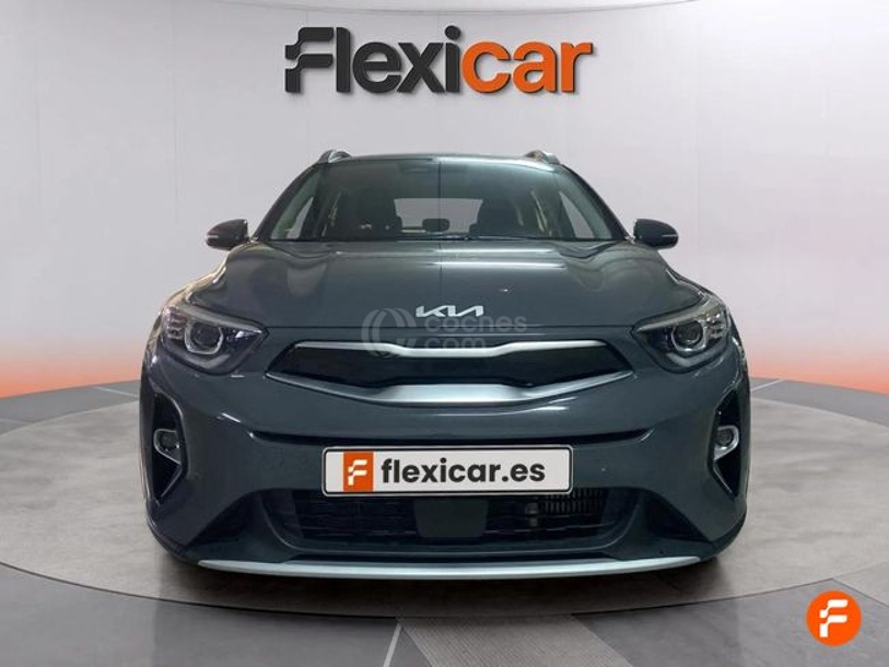 Foto del KIA Stonic 1.0 T-GDi MHEV iMT Concept Plus 100