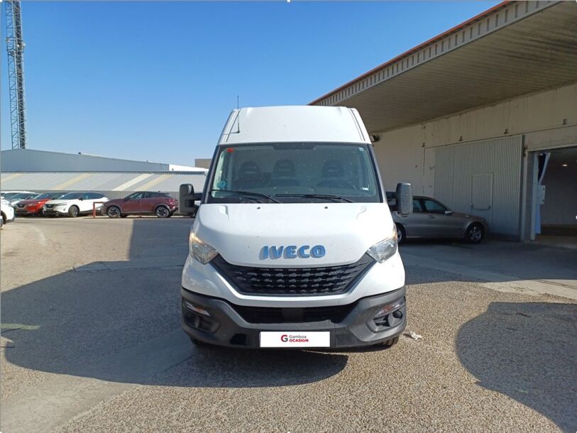 Foto del IVECO Daily Furgón 35C16 V 3520L H2 12.0 156