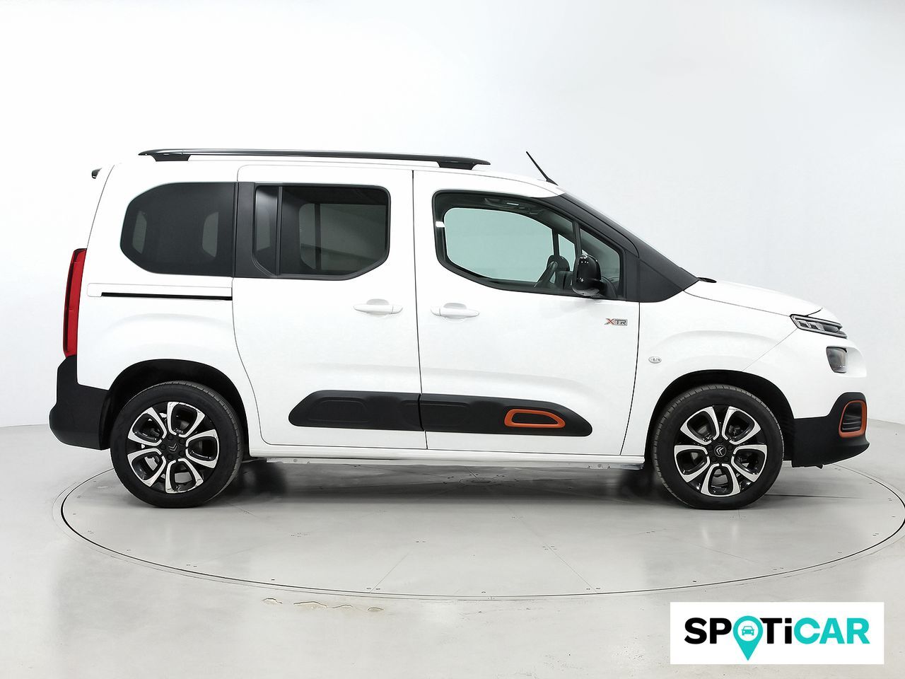 Foto del CITROEN Berlingo BlueHDi S&S Talla M Shine 100
