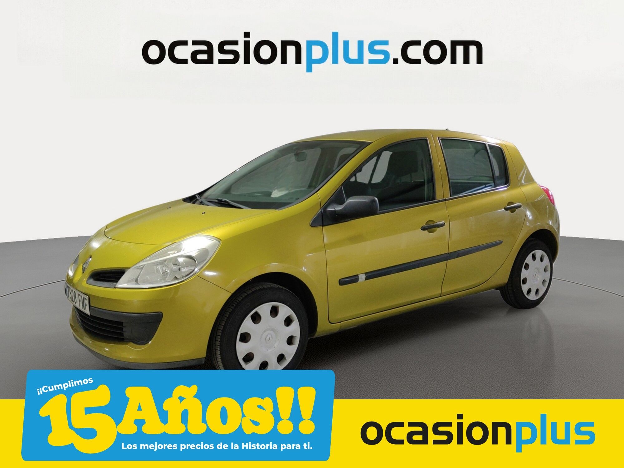 RENAULT Clio (1.2 16v Campus Authentique 55 kW (75 CV)) en Madrid