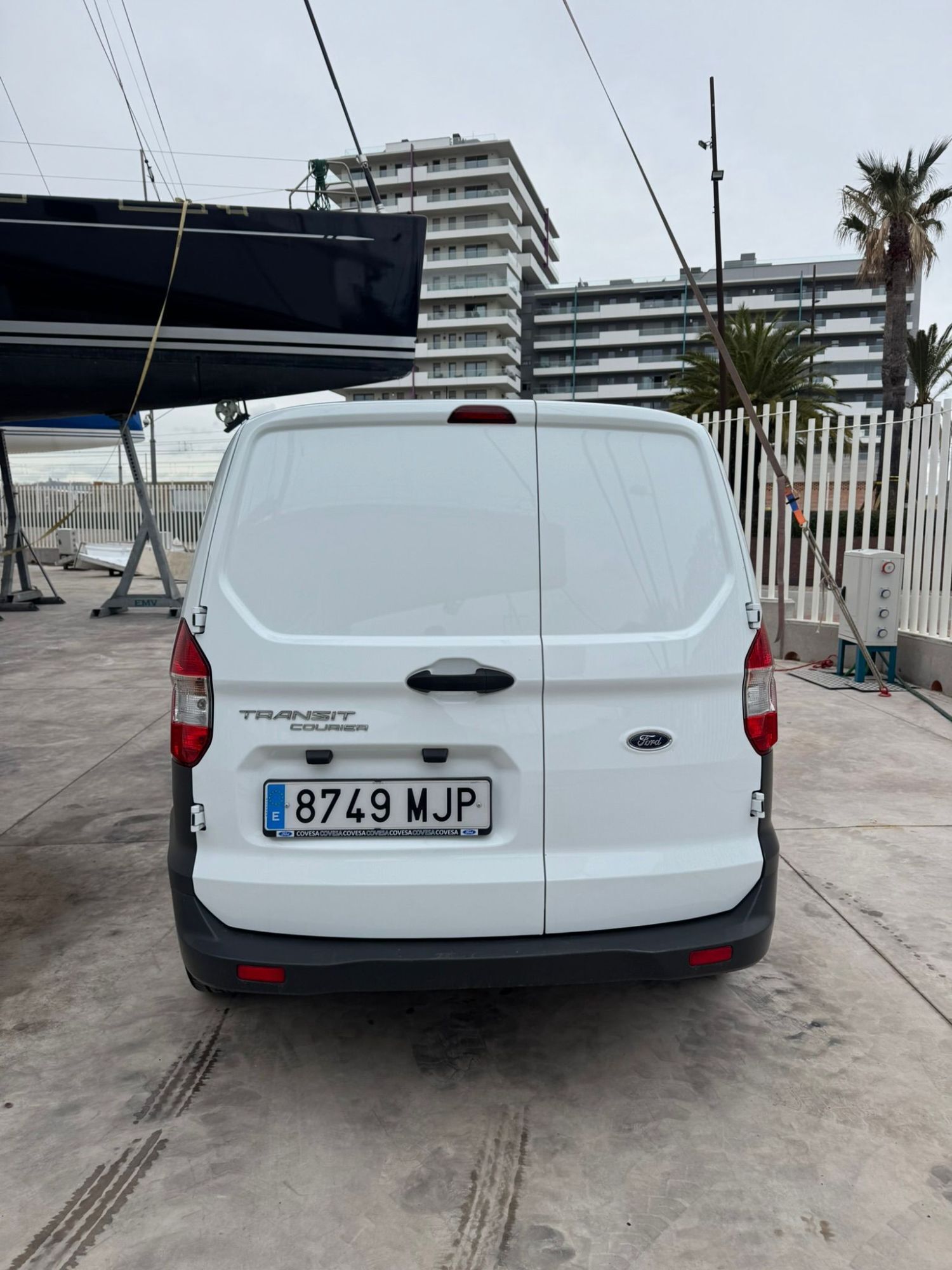 Foto del FORD Transit Courier Van 1.5TDCi Trend 75