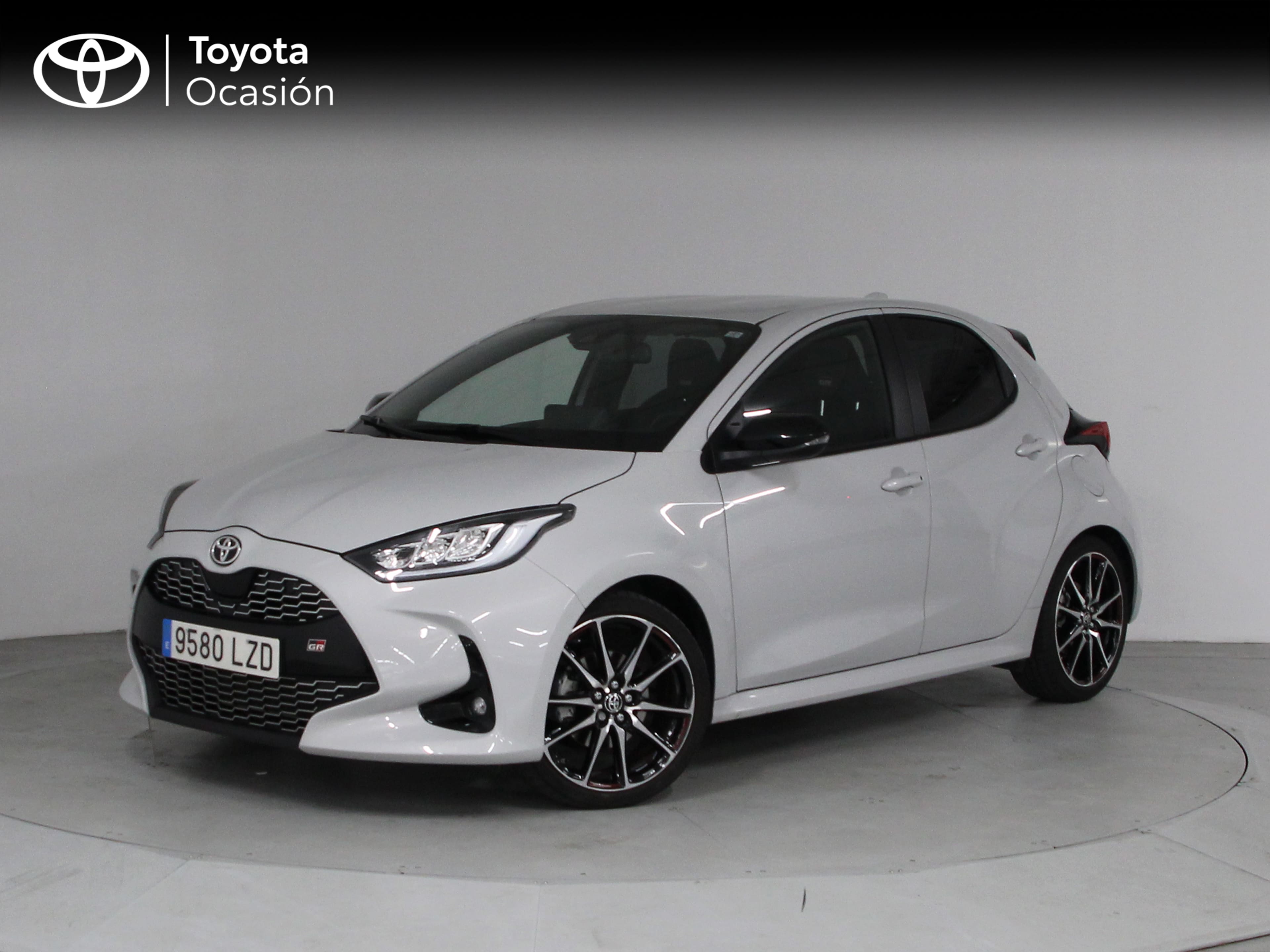 TOYOTA Yaris (1.5 120H GR Sport) en Barcelona