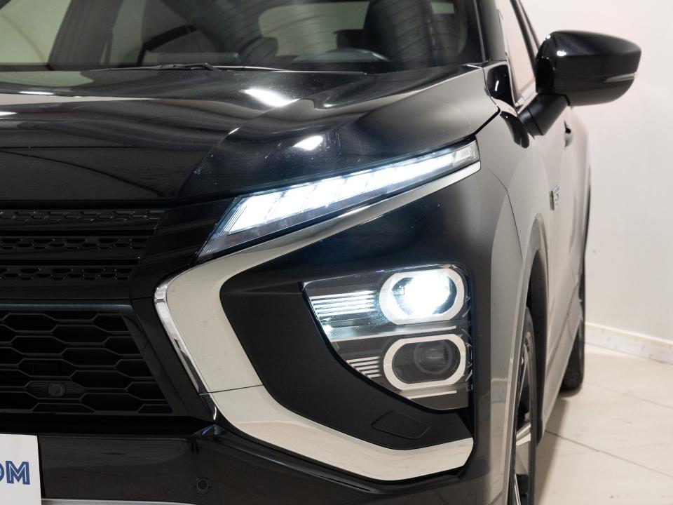 Foto del MITSUBISHI Eclipse Cross PHEV Kaiteki + 4WD