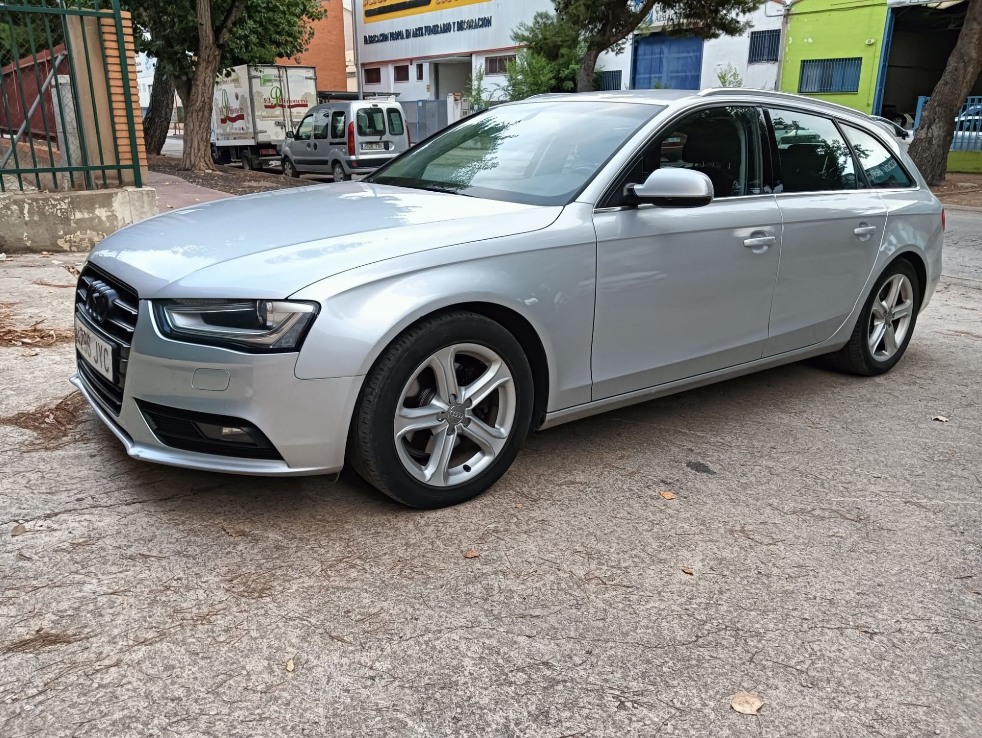 AUDI A4 (Avant 2.0TDI DPF 143) en Albacete