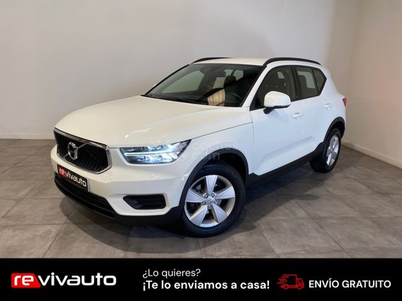 Foto del VOLVO XC40 T2 Momentum Core