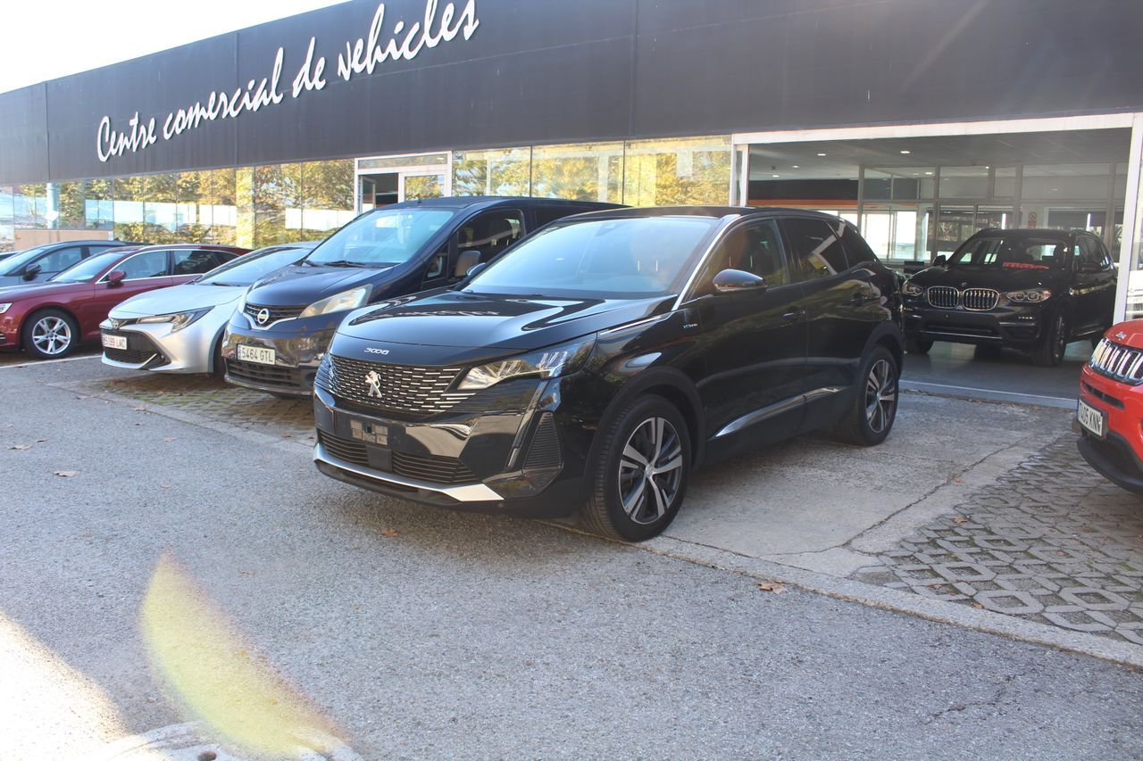 PEUGEOT 3008 (225 e-EAT8 Allure) en Madrid