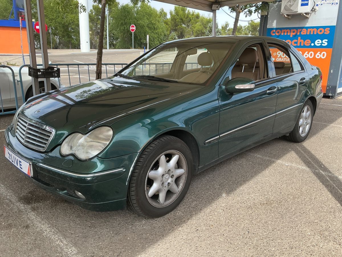 MERCEDES Clase C (C 240 Avantgarde) en Madrid
