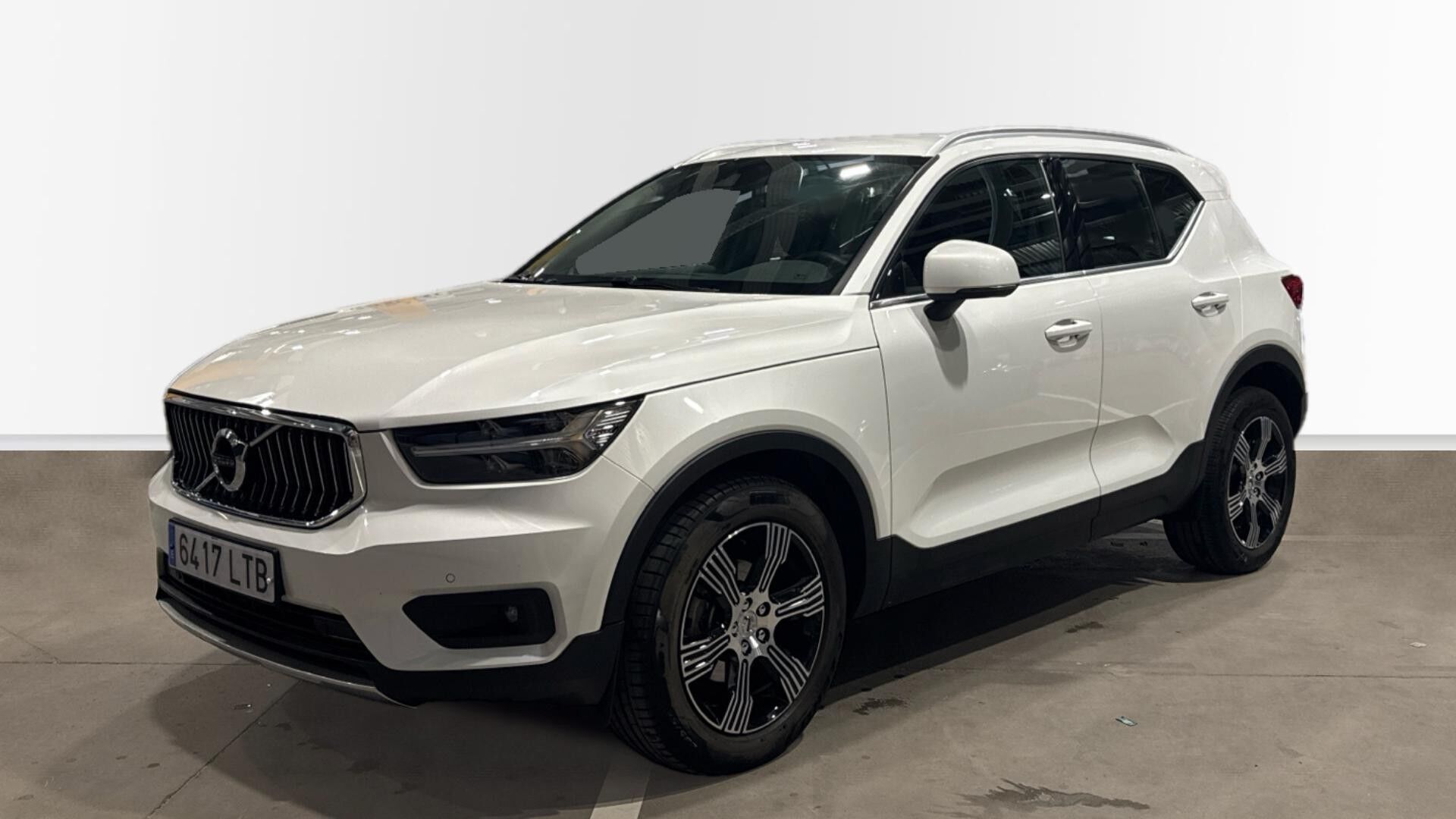 VOLVO XC40 (T2 Inscription 95 kW (129 CV)) en Madrid