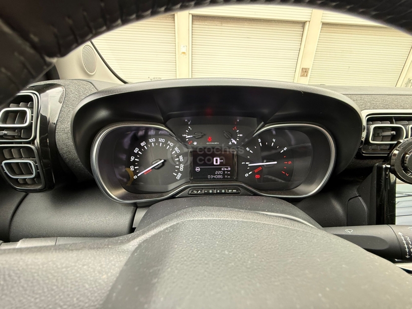 Foto del CITROEN C3 Aircross Puretech S&S Shine 110