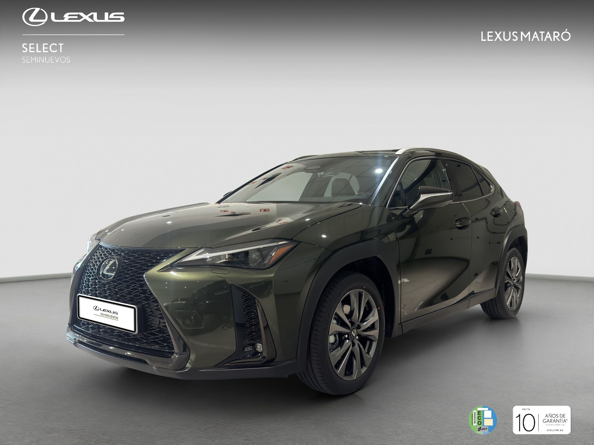 LEXUS UX (2.0 300H HEV F SPORT 199 5P) en Barcelona