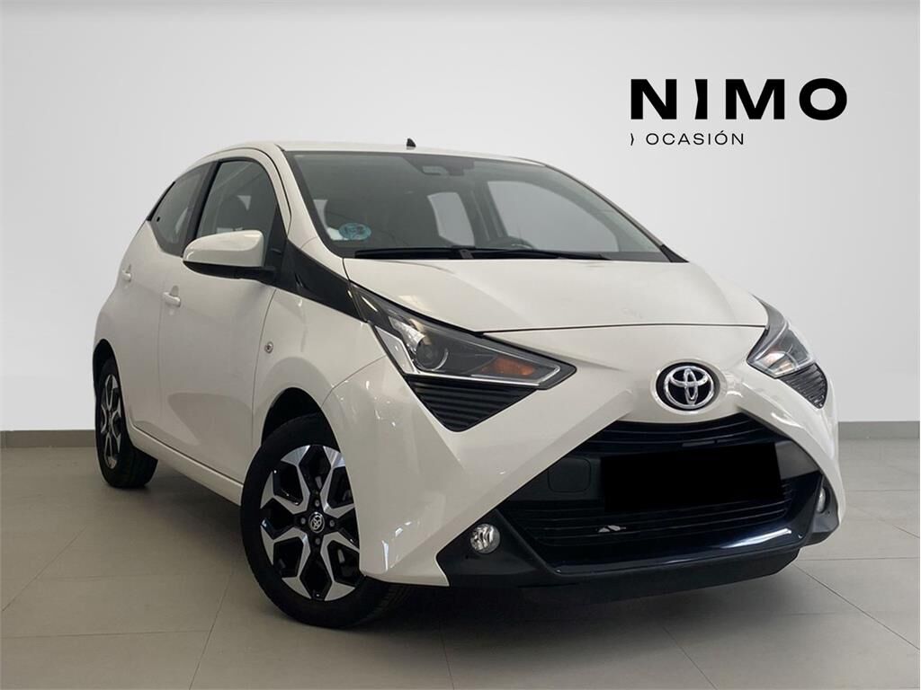 TOYOTA Aygo (1.0 70 x-play) en Huelva