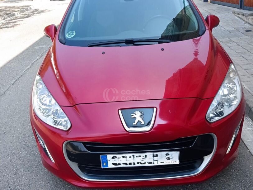 Foto del PEUGEOT 3008 1.6HDI FAP Access 110