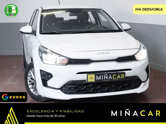 KIA Rio (1.2 DPi Concept 62 kW (84 CV)) en Málaga