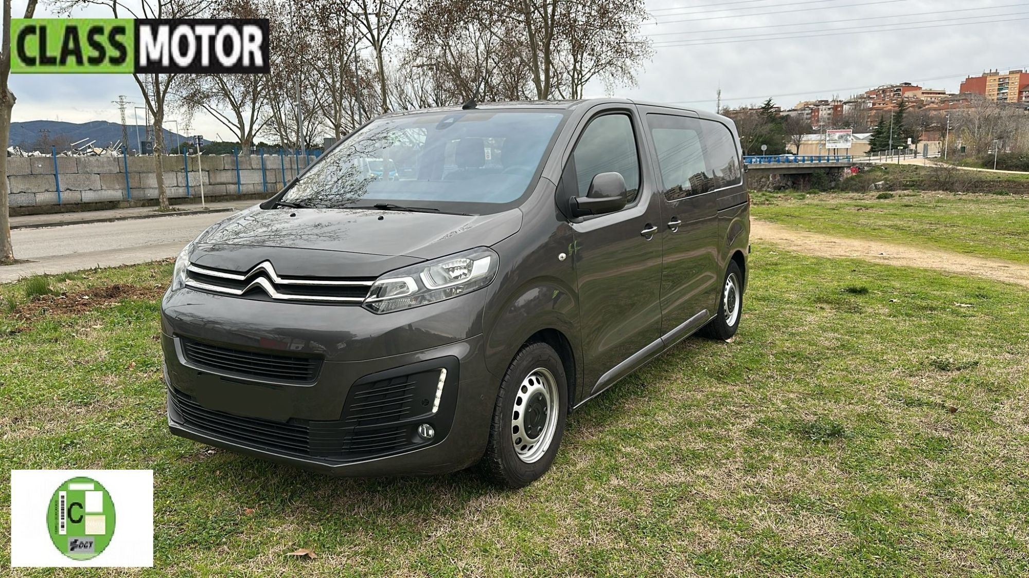 Foto del CITROEN Jumpy Combi 2.0 BlueHDI Talla XL Confort 145 S&S