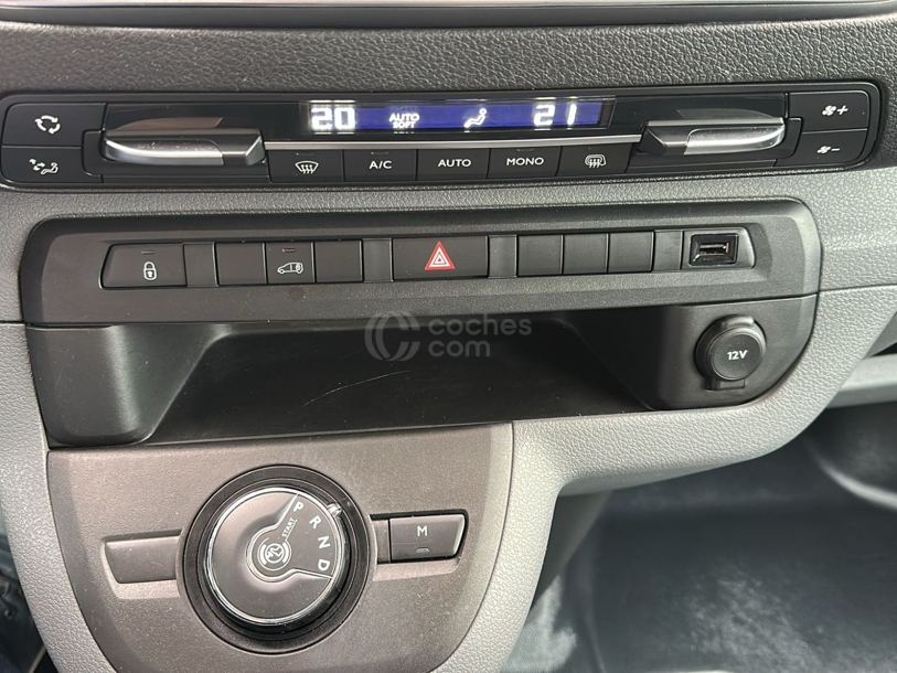 Foto del CITROEN Jumpy Combi 2.0 BlueHDI Talla XL Confort 145 S&S