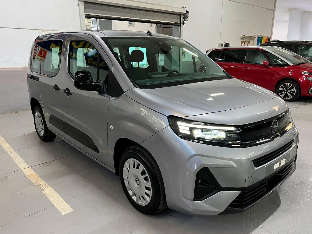 OPEL Combo (1.5 TD 74KW SWB 4P) en Badajoz