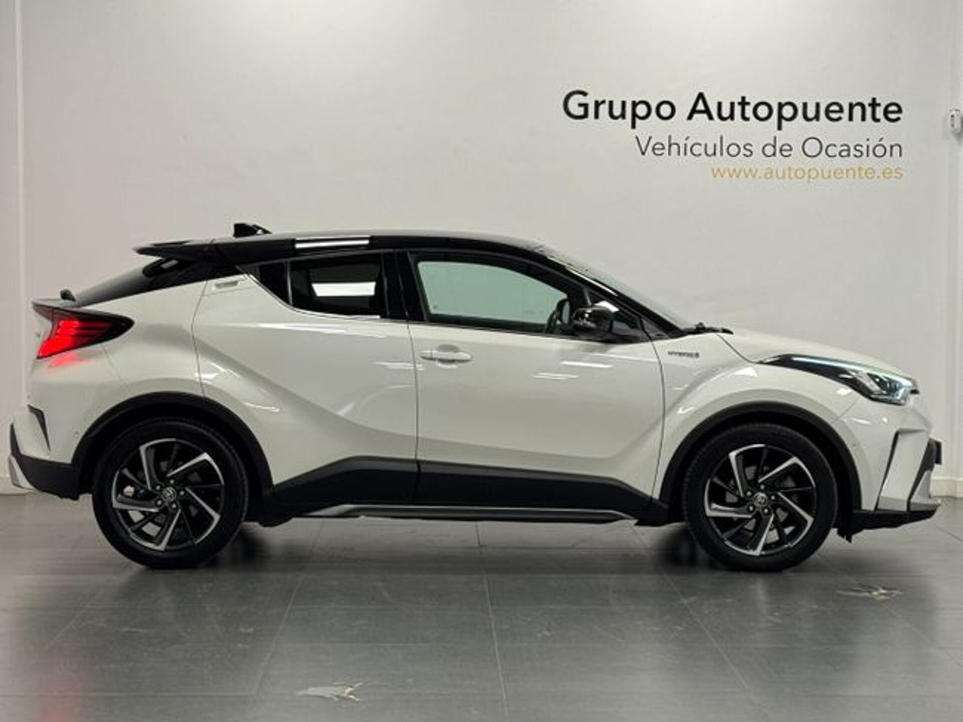 Imagen 2 de TOYOTA C-HR