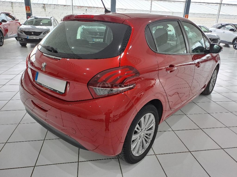 Foto del PEUGEOT 208 1.2 PureTech Access 82