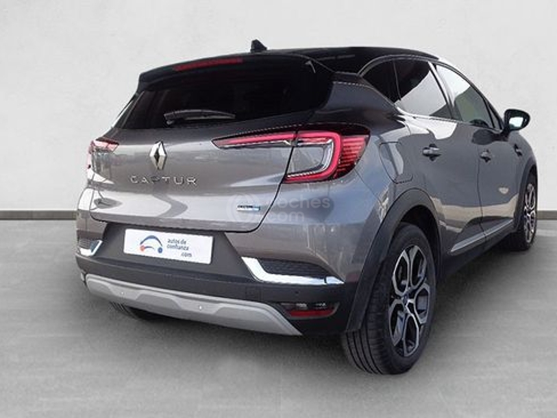 Foto del RENAULT Captur E-TECH Híbrido Enchufable Zen 117kW