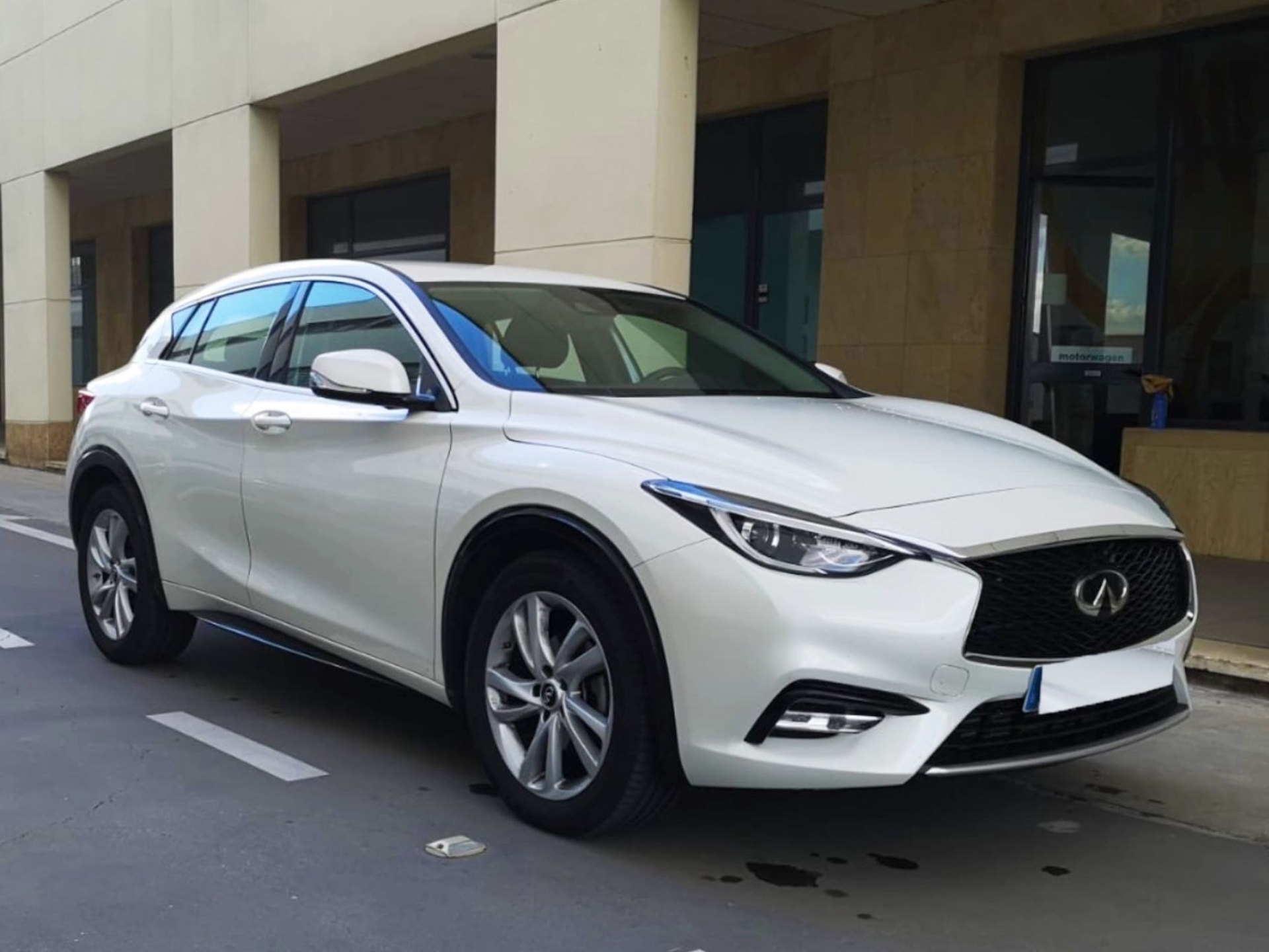 Imagen de INFINITI Q30